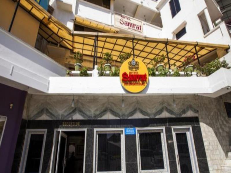 Hotel Samrat International Mount Abu Exterior photo